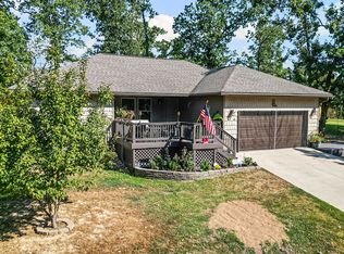 4 Bempton Ln, Bella Vista, AR 72715