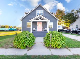 26721 W Huron River Dr, Flat Rock, MI 48134