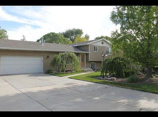 1595 W Riverton Dr, Riverton, UT 84065