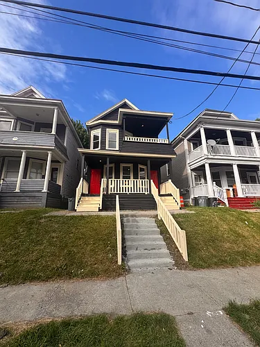 673 Myrtle Ave #2 Photo 1