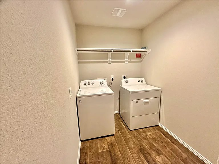 846 Autumn Flats Way — Photo 18