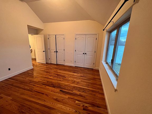 4th image of 44 Waimer Pl #3