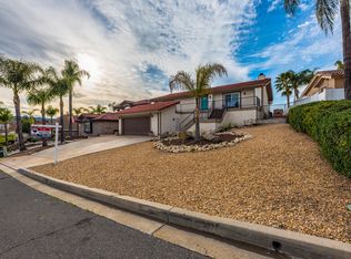29455 Stampede Way, Canyon Lake, CA 92587