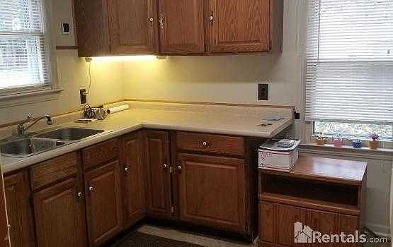 2nd image of 3505 Richmond Ave