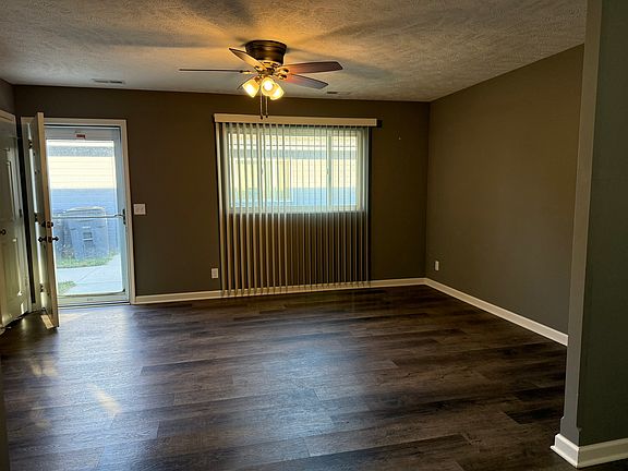 2nd image of 1621 Avenue H #A