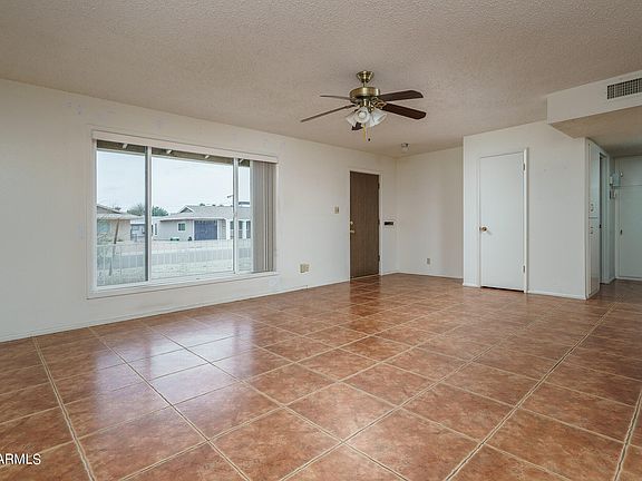 3rd image of 12249 N CHERRY HILLS Drive E