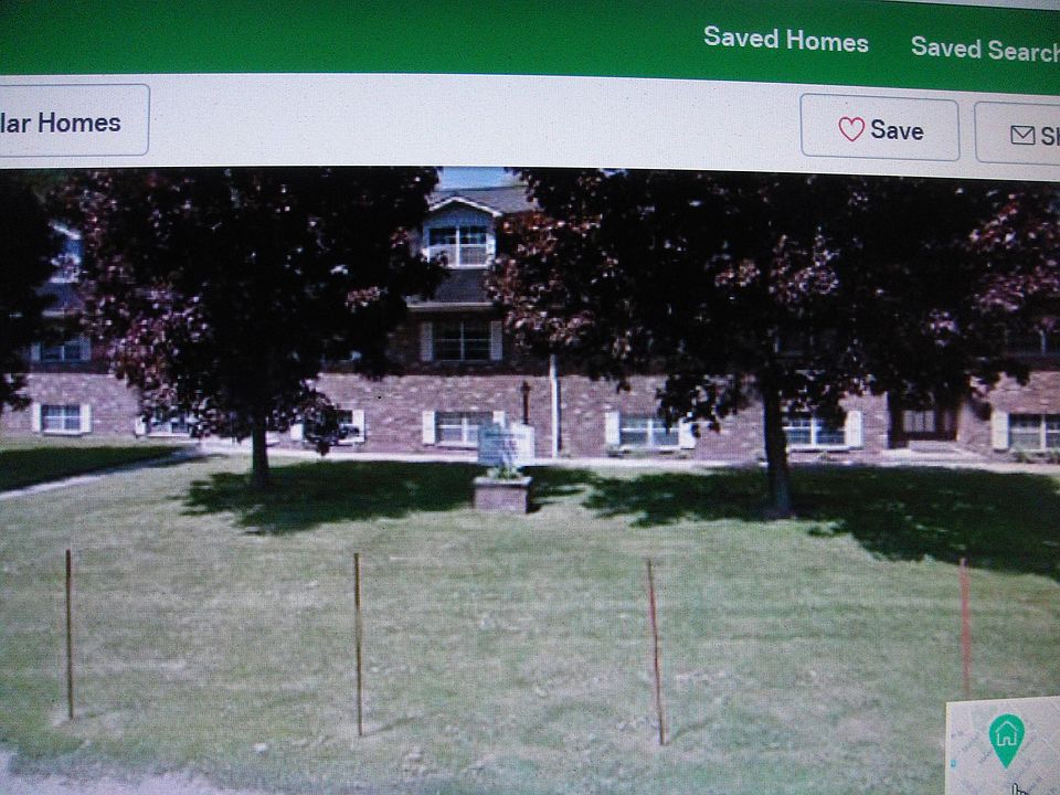 woodhill court apartments