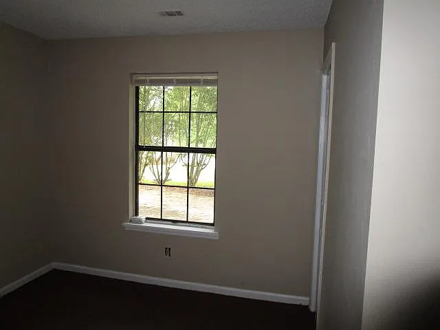 101 Adria Ln — Photo 7