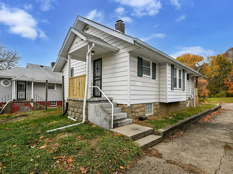 848 Fess Ave — Photo 14