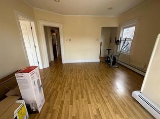122 Jewett Ave #3, Jersey City, NJ 07304
