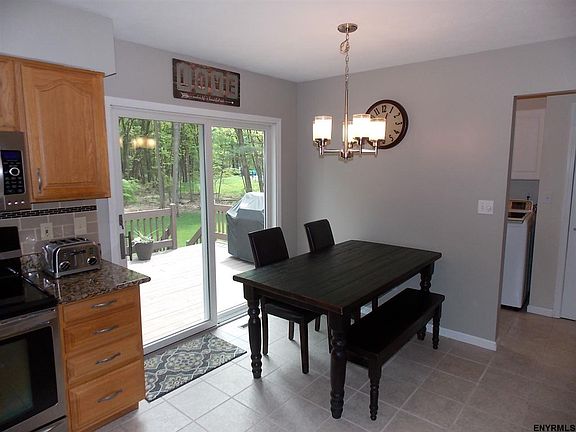 5th image of 45 Orchardview Dr