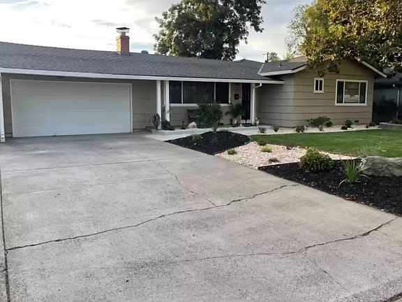 2nd image of 2025 Flowers St