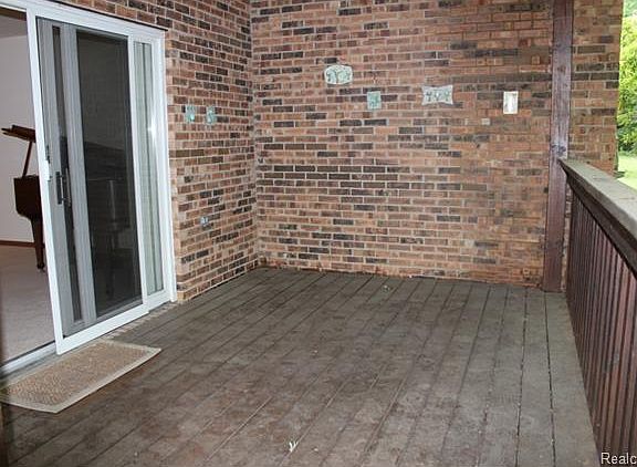3rd image of 1621 Shoemaker Dr Unit 132