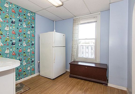 3rd image of 20-22 42nd St #3