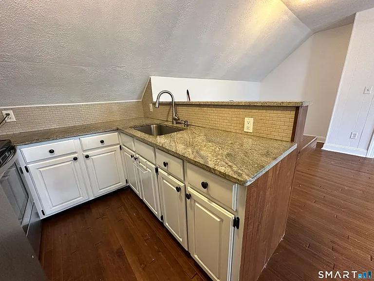 370 High St #3 — Photo 10