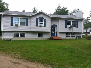 77 Shore Dr, Northwood, NH 03261