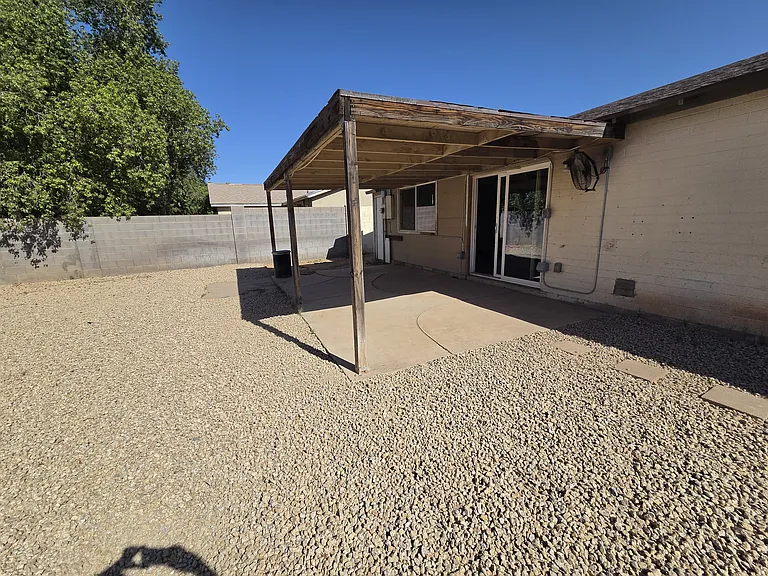 3643 E Ludlow Dr — Photo 19
