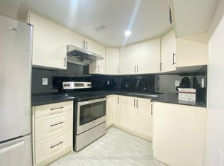 66 Beech Ave, Cambridge, ON N3C 1X5