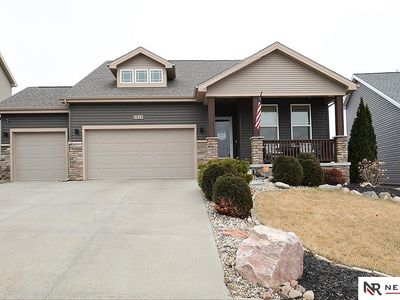 7925 N 116th St, Omaha, NE, 68142