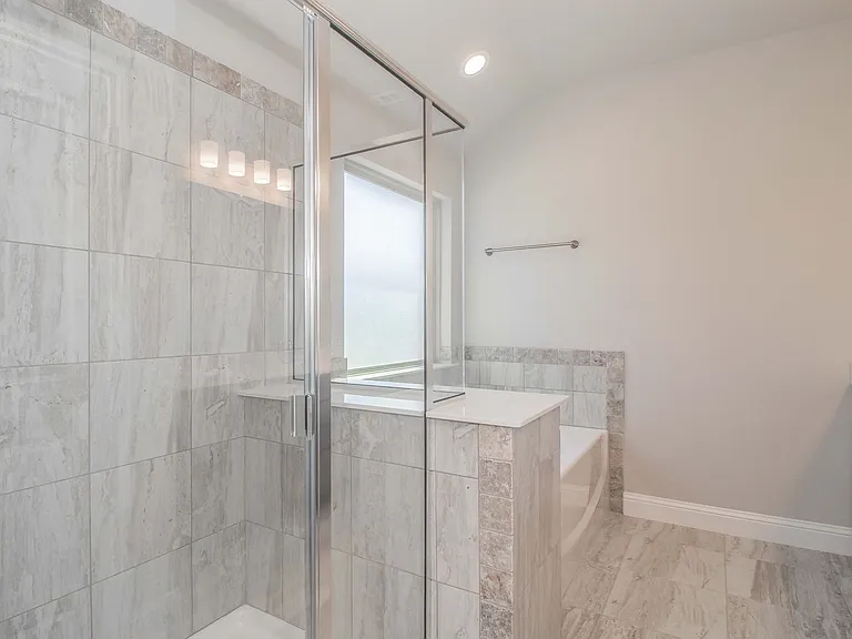 1810 Quail Holw — Photo 8