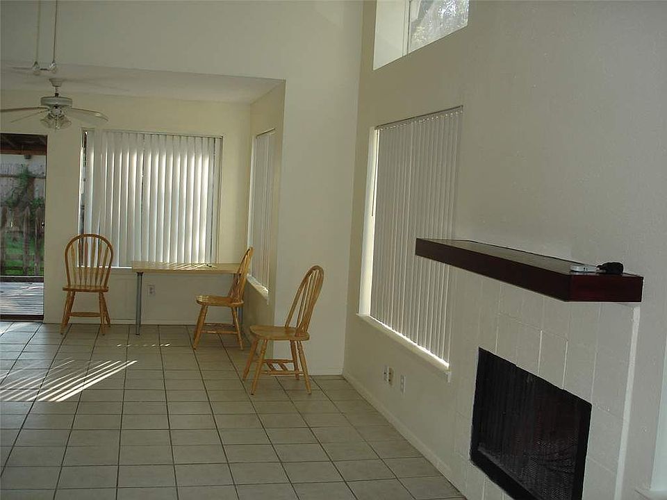 2nd image of 3218 Rocky Crest Dr