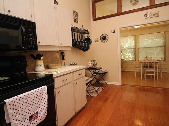 5th image of 2342 Arrowhead Blvd