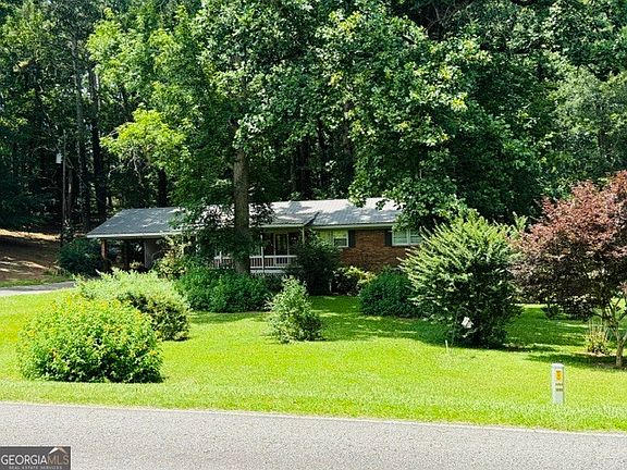 3rd image of 764 Jones Mathews Rd