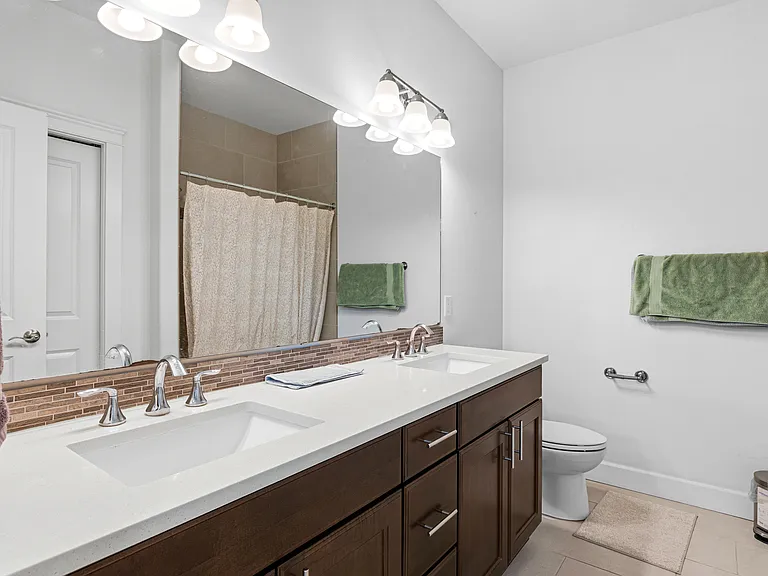 15315 NE Woodland Pl — Photo 32