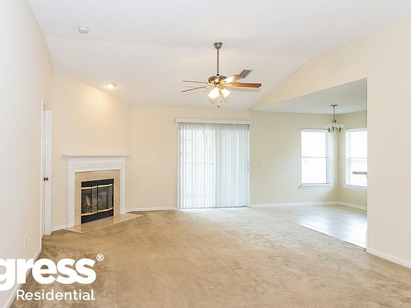 5th image of 6538 Blue Leaf Ln