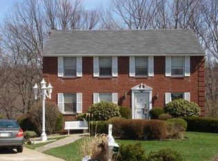 16 Fawnridge Dr, Mc Kees Rocks, PA 15136