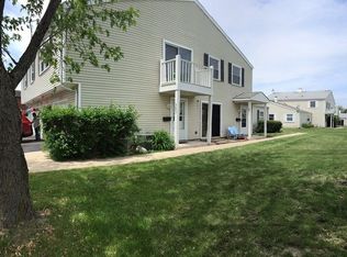 320 Joan Ct UNIT C, Bartlett, IL 60103