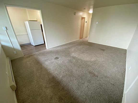 4th image of 4640 22nd Ave NE #5khhggbs1