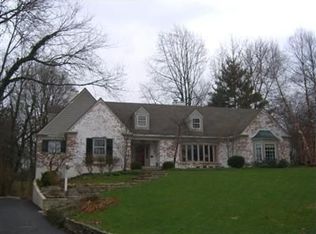 204 Lookout Dr, Dayton, OH 45419