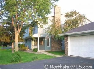 9491 Ranchview Ln N, Maple Grove, MN 55369