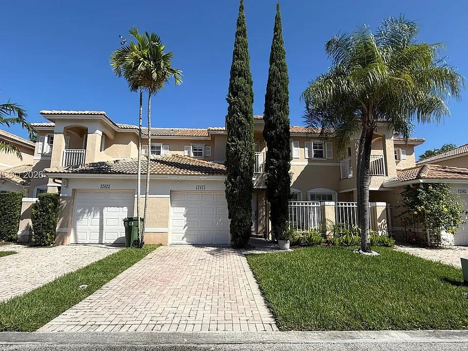 17071 NW 22nd St