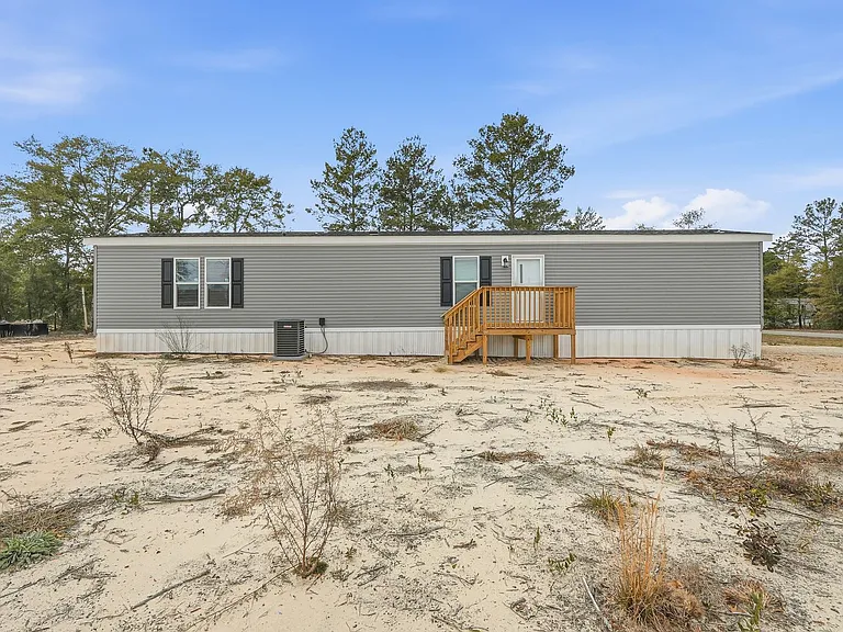 443 W Dogwood Ave — Photo 1