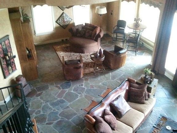3rd image of 123 Saint Annes Dr
