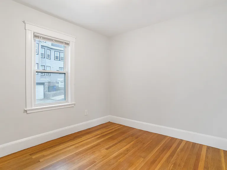 178-180 Train St #2 — Photo 15