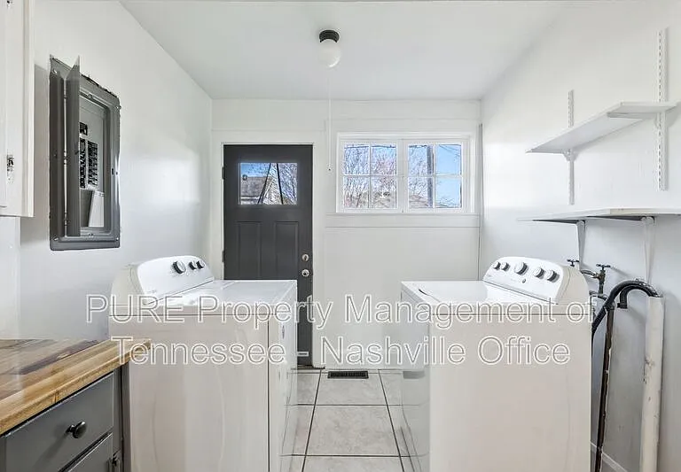 1309 Jones St — Photo 14