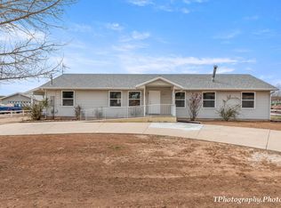 1171 W Diamond Valley Dr, Saint George, UT 84770