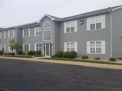 8243 Lincoln Cir APT D, Merrillville, IN, 46410
