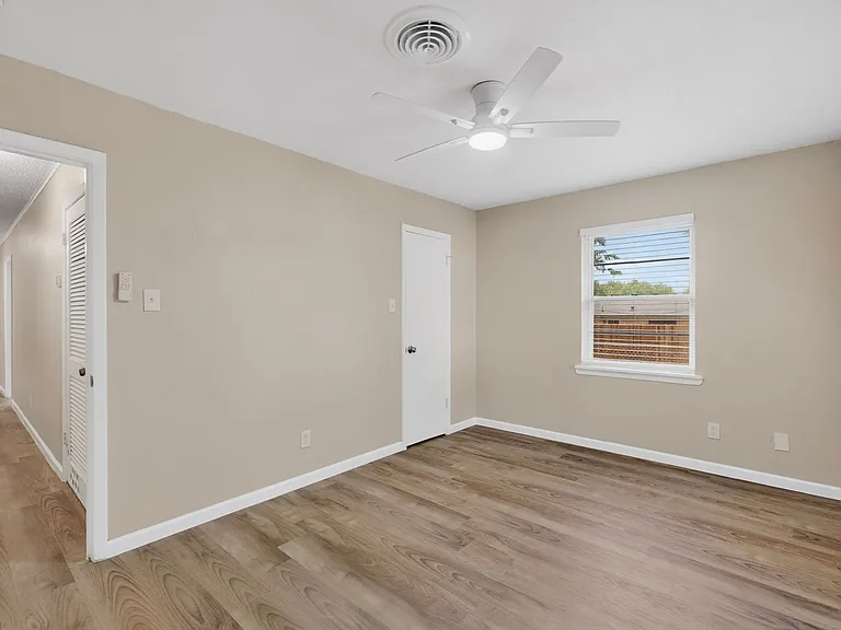 1016 Sproles Dr — Photo 28