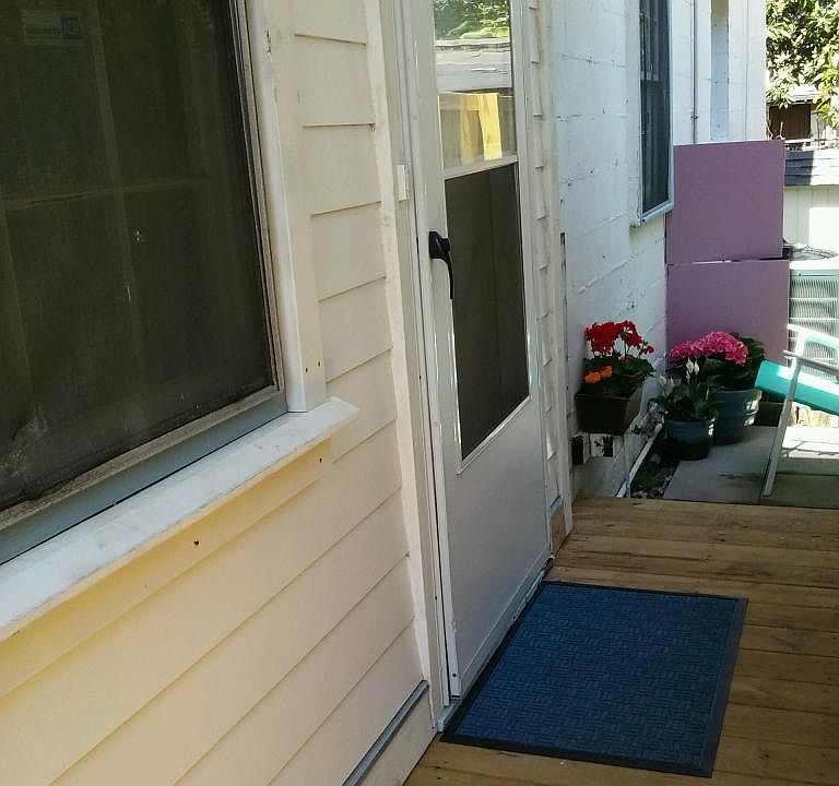 2nd image of 52A San Souci St