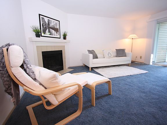 5th image of 19230 Forest Park Dr NE APT L241