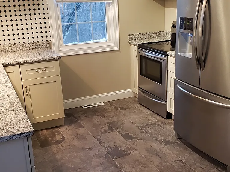 63 Schofield Rd #MAIN — Photo 2