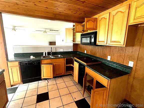 4th image of 1406 W 13th St S