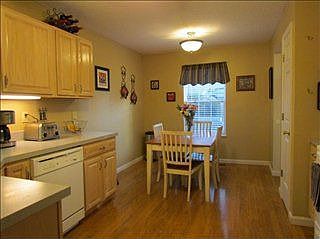 4th image of 97 Bedinger Ave