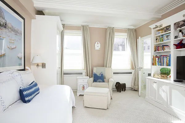 Sold by Brown Harris Stevens | media 17