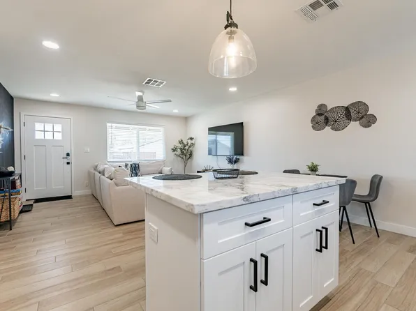 1725 S Marilyn Ann Dr, Tempe, AZ 85281