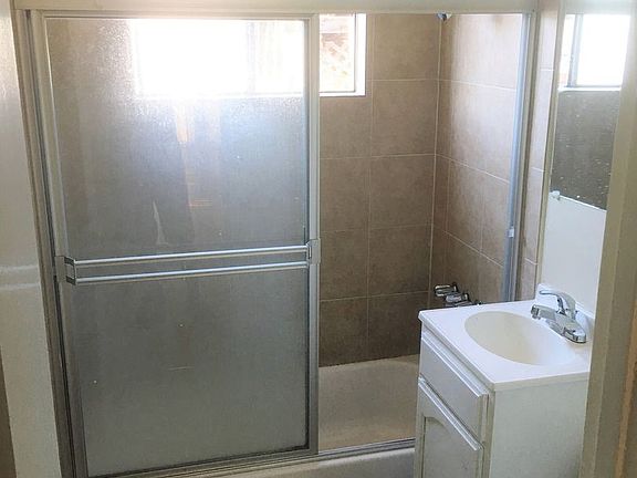 3rd image of 708 W Venice Way APT 12